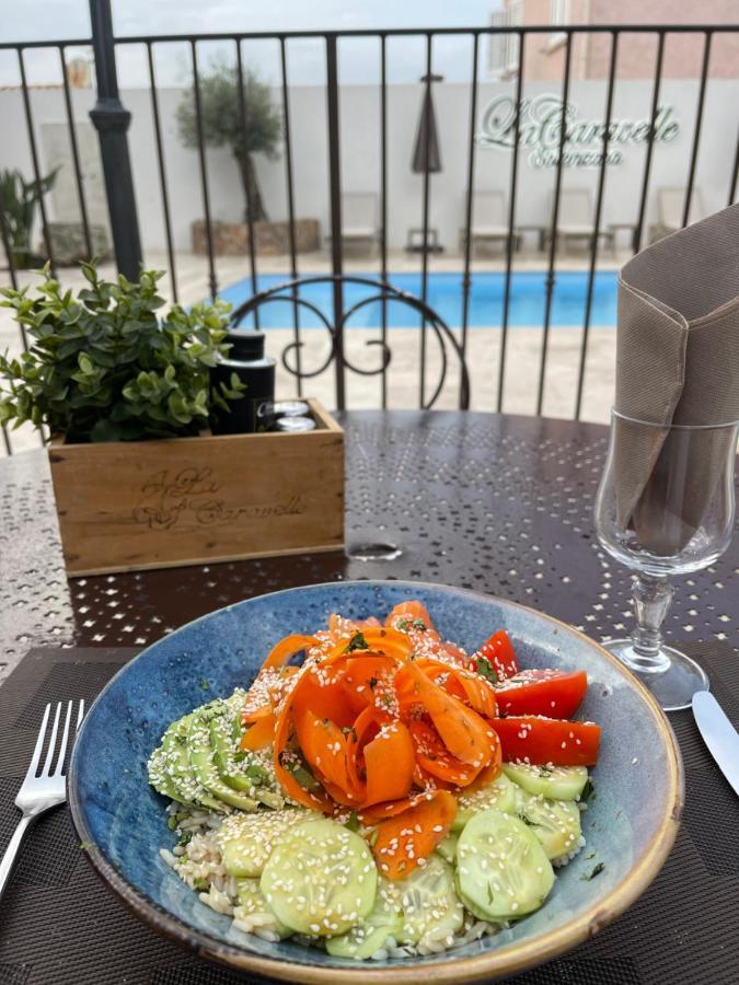 Hotel Restaurant La Caravelle Sari-Solenzara Bagian luar foto