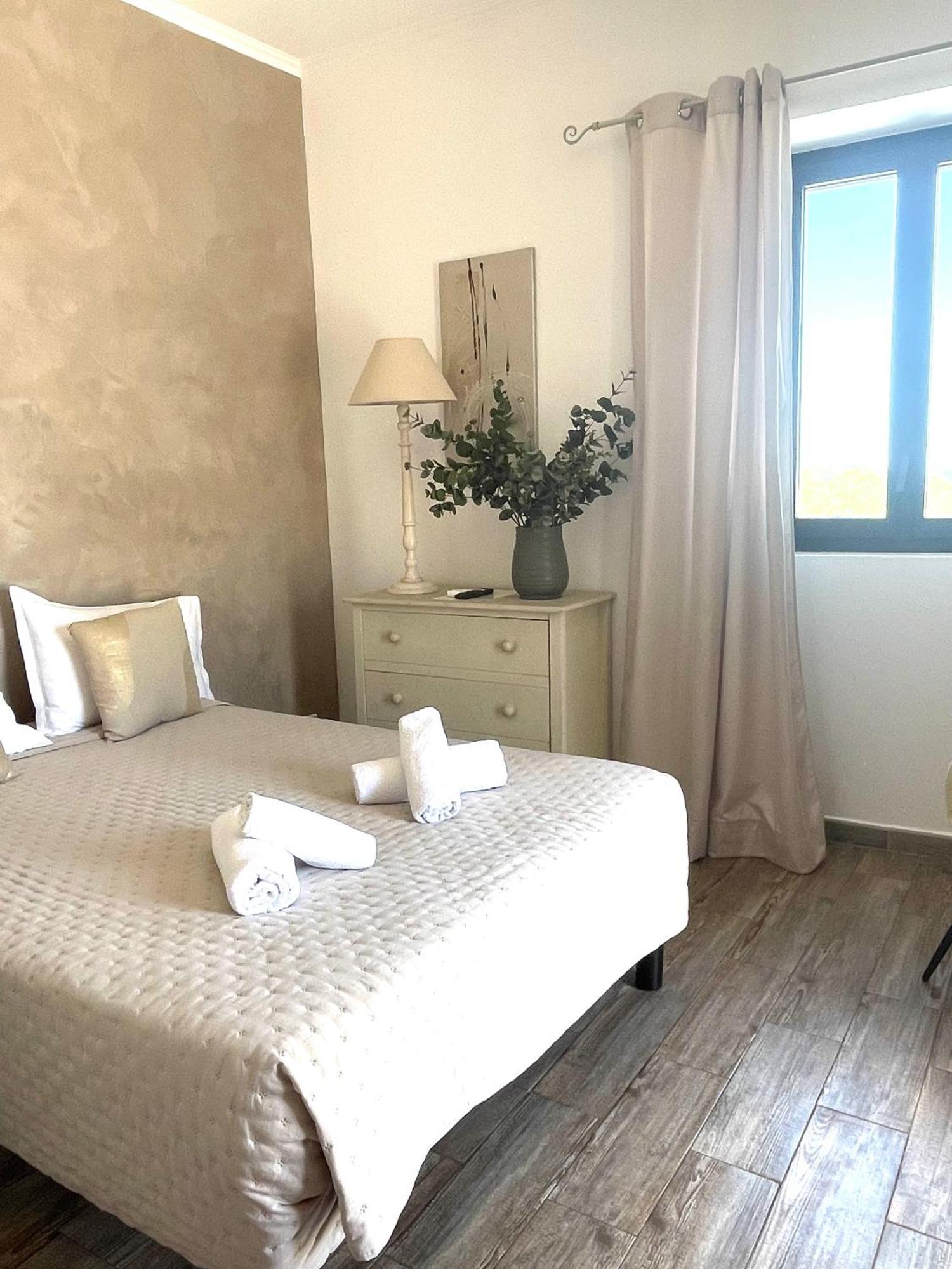 Hotel Restaurant La Caravelle Sari-Solenzara Bagian luar foto